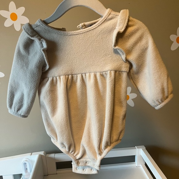 Baby Microfleece Bubble Romper - Picture 3 of 3